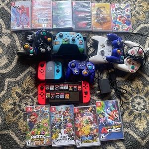 ! FOR SALE ! NINTENDO SWITCH BUNDLE DEAL ( Games + Cases + Controllers )